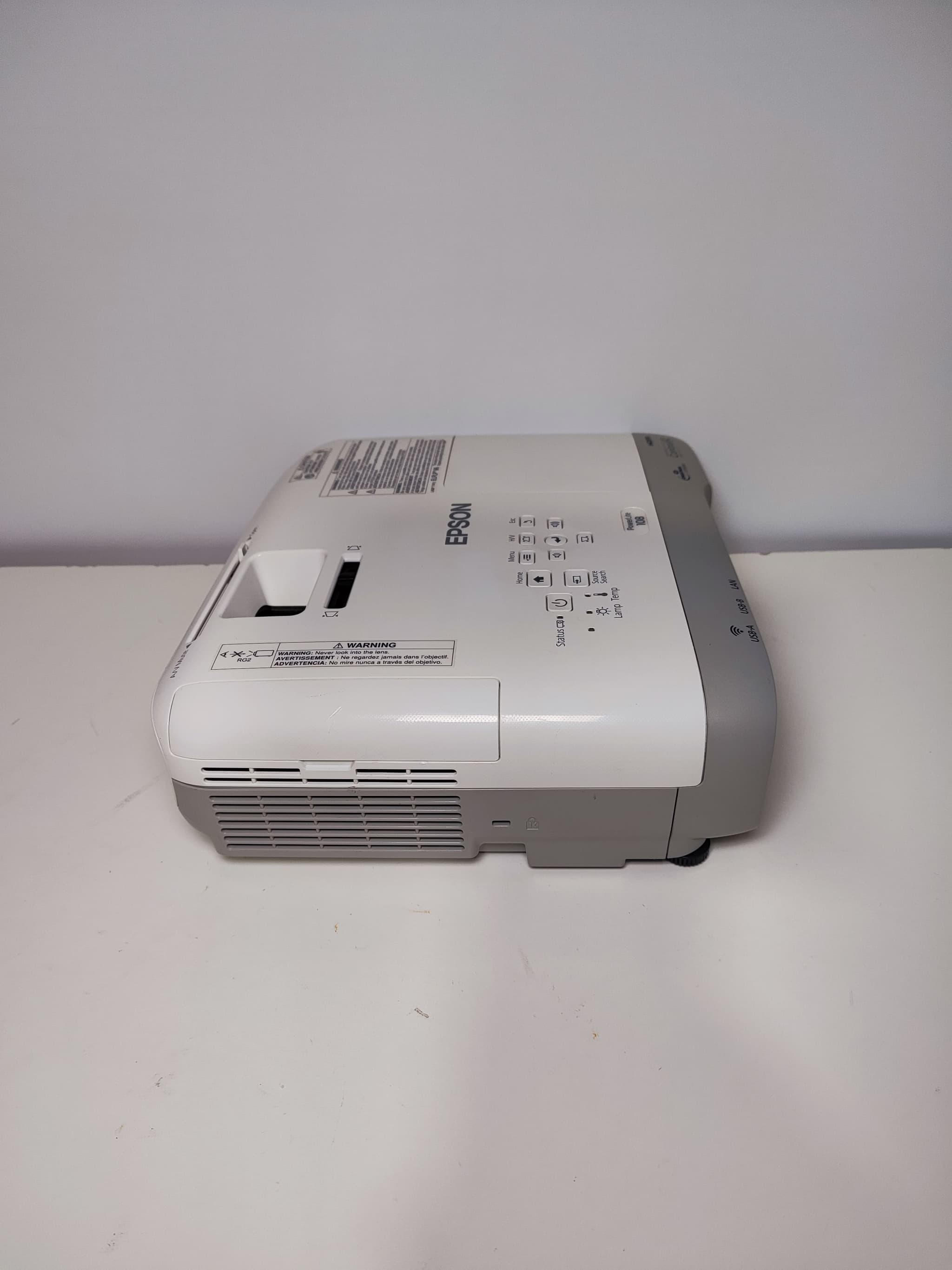 Epson PowerLite 108 Epson - Vista 3 del proyector Reacondicionado