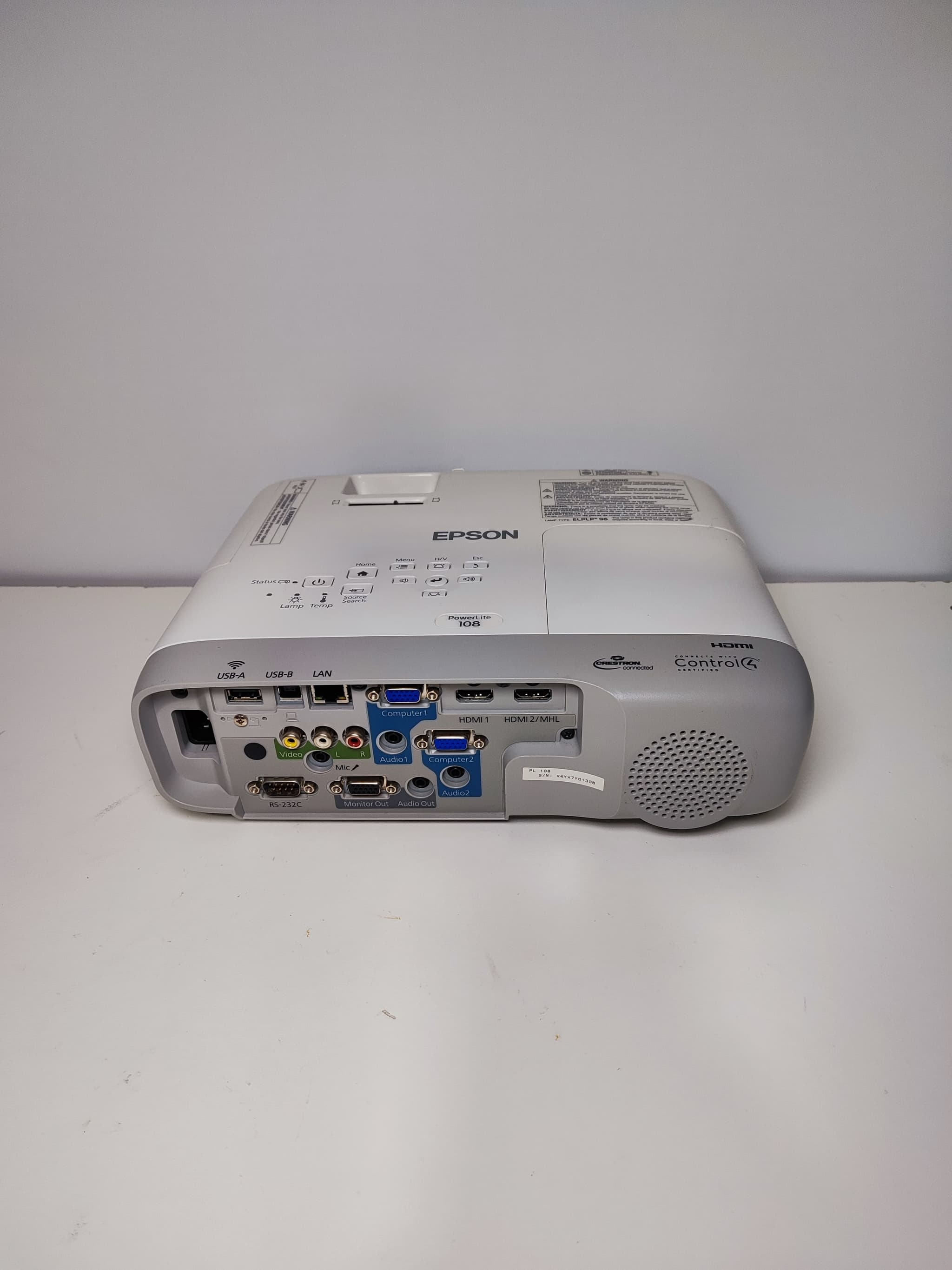 Epson PowerLite 108 Epson - Vista 4 del proyector Reacondicionado