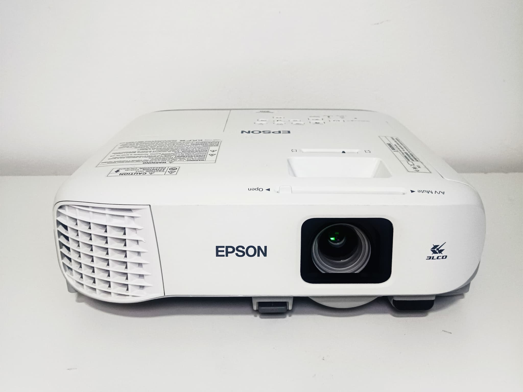 Epson PowerLite 970 Epson - Imagen principal del proyector Reacondicionado