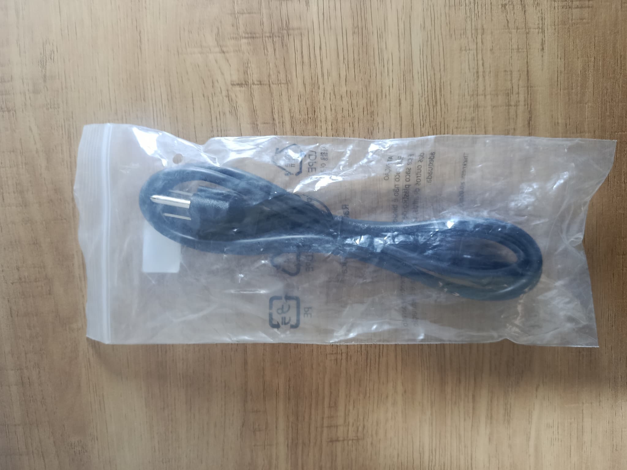 Cable de poder para proyector Standar - Vista 2 del proyector Nuevo
