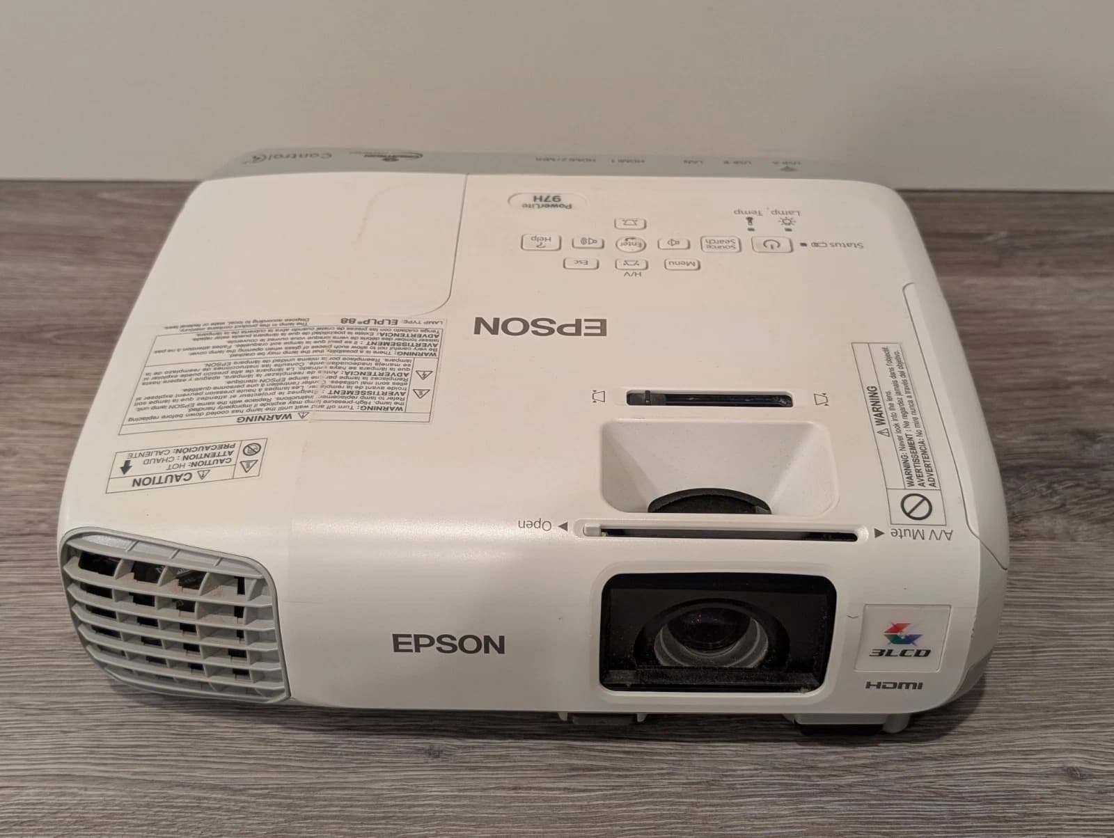 Proyector Epson PowerLite 97H 3LCD 2700 Lúmenes - Lote 20 Unidades Epson - Vista 2 del proyector Reacondicionado